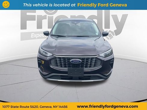 Used 2023 Ford Escape Active AWD/4WD image 2