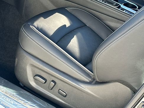 New 2025 Nissan Altima 2.5 SL image 8