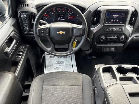 Certified 2020 Chevrolet Silverado 1500 Custom w/ Custom Value Package AWD/4WD image 6