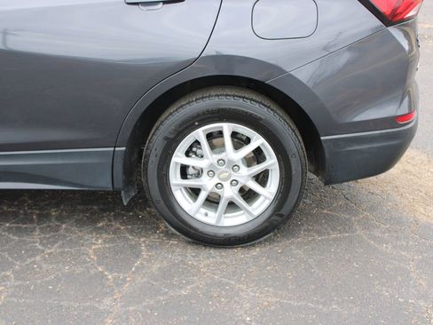 Used 2023 Chevrolet Equinox LT image 12