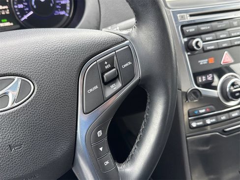 Used 2016 Hyundai Azera image 23