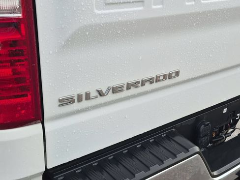 Used 2021 Chevrolet Silverado 1500 LT AWD/4WD image 33