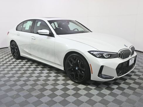 Used 2026 BMW 330i xDrive Sedan w/ M Sport Package AWD/4WD image 8
