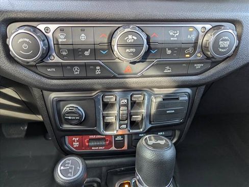 New 2026 Jeep Wrangler Unlimited Sport AWD/4WD image 19
