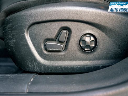 Used 2015 Chrysler 200 S w/ Navigation & Sound Group I image 12