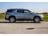 Used 2020 Chevrolet Traverse LT image 2