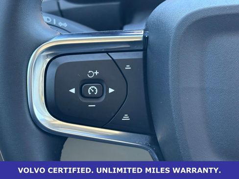 Certified 2023 Volvo XC40 B5 Plus w/ Protection Package Premier AWD/4WD image 18