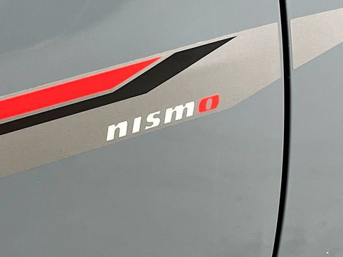 Used 2025 Nissan Sentra SR FWD image 31