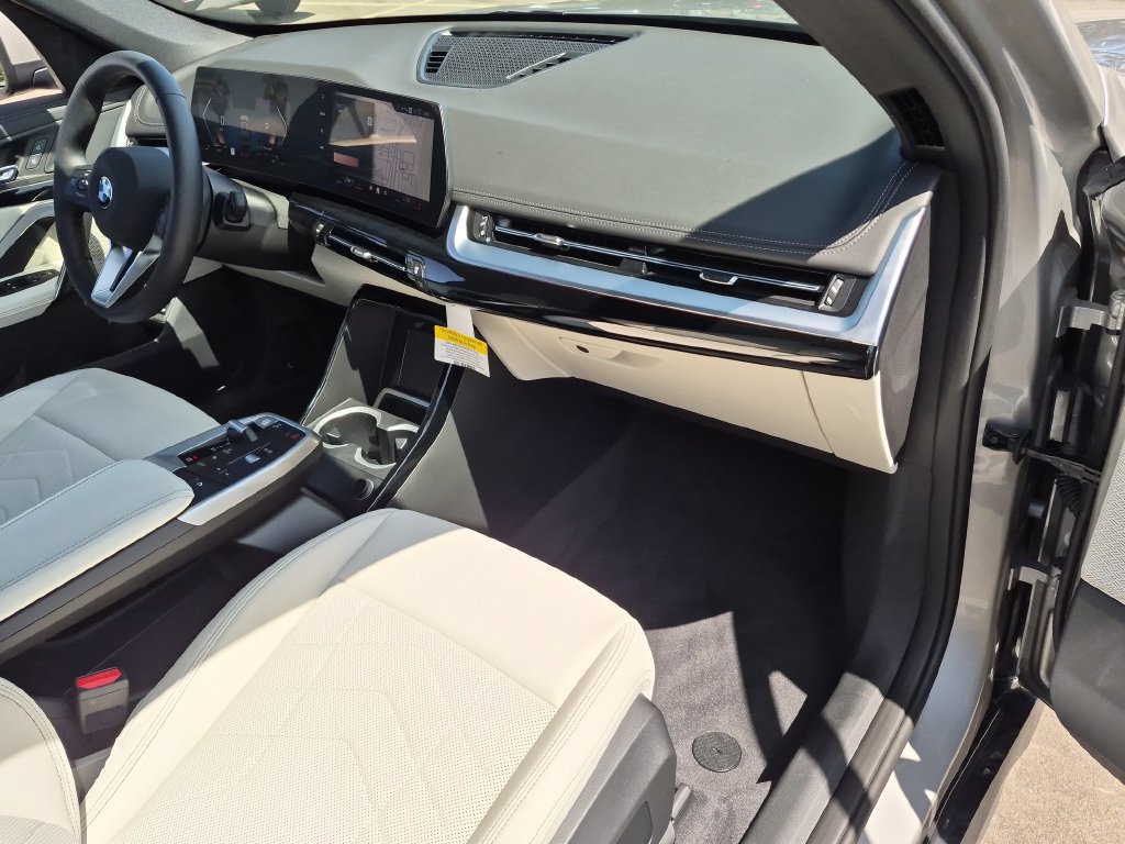 Used 2026 BMW X1 xDrive28i w/ Convenience Package AWD/4WD image 9