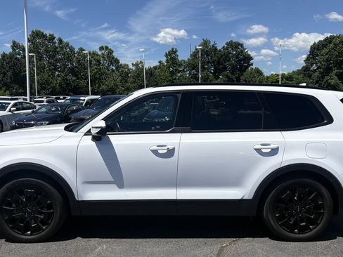 Used 2022 Kia Telluride SX w/ SX Prestige Package AWD/4WD image 7
