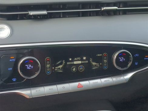 Used 2025 Genesis GV70 3.5T Sport w/ Sport Advanced Package image 24