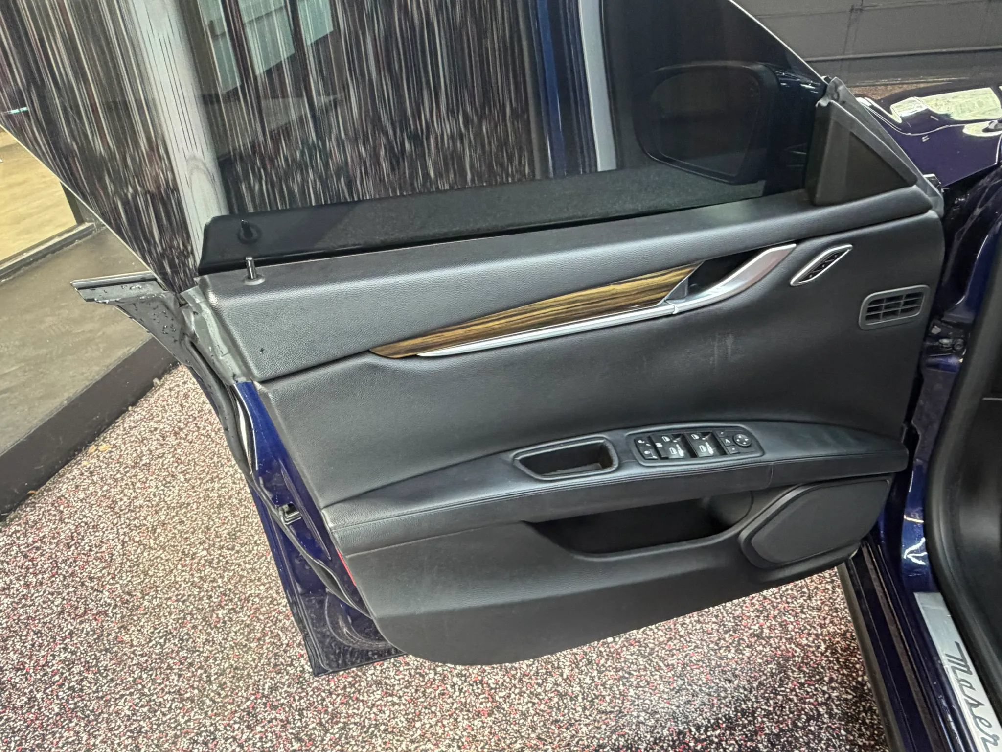 Used 2017 Maserati Ghibli S Q4 AWD/4WD image 13