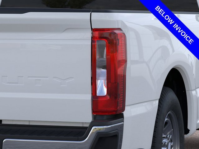 New 2026 Ford F350 XL w/ XL Chrome Package RWD image 21