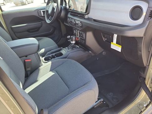 New 2026 Jeep Gladiator Willys image 24