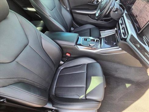 Certified 2024 BMW 330i Sedan w/ Convenience Package RWD image 21