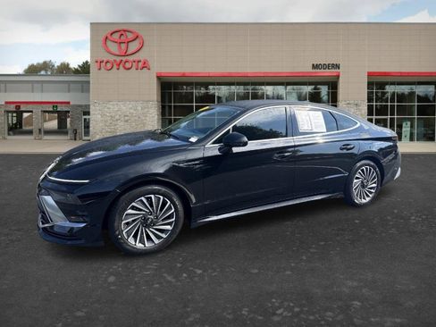 Used 2025 Hyundai Sonata SEL FWD image 3