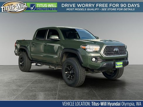 Used 2021 Toyota Tacoma image 1