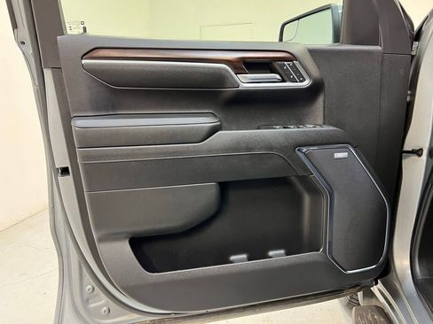 Used 2023 GMC Sierra 1500 SLT w/ SLT Premium Package AWD/4WD image 14