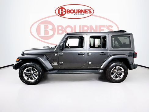 Used 2021 Jeep Wrangler Unlimited Sahara image 9