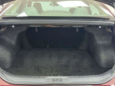 Used 2024 Nissan Altima 2.5 SV FWD image 24