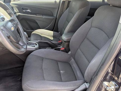 Used 2015 Chevrolet Cruze LT FWD image 14
