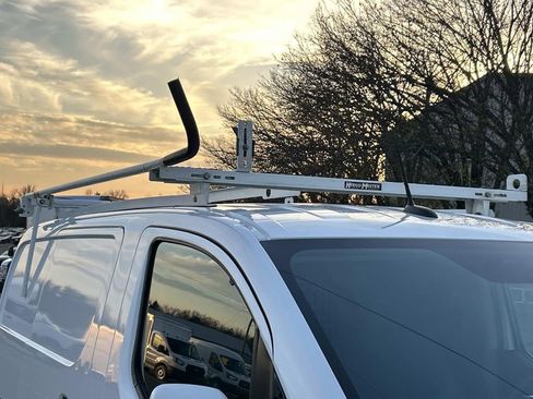 Used 2021 Nissan NV200 SV image 11