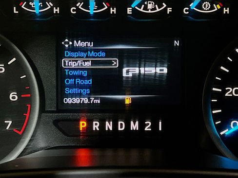 Used 2015 Ford F150 XLT w/ Equipment Group 301A Mid AWD/4WD image 8