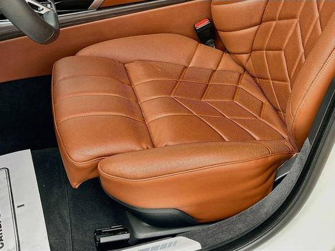 Used 2023 BMW 740i RWD image 14