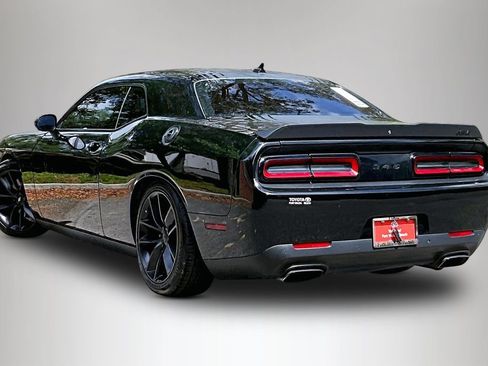 Used 2021 Dodge Challenger R/T w/ Plus Package image 4