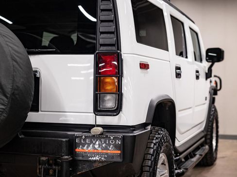 Used 2003 HUMMER H2 w/ Preferred Equipment Group image 31