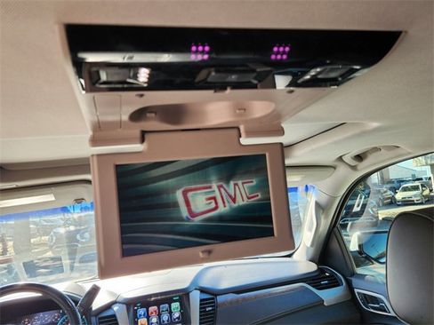 Used 2019 GMC Yukon Denali w/ Denali Ultimate Package image 15