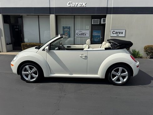 Used 2007 Volkswagen Beetle Triple White Edition image 8