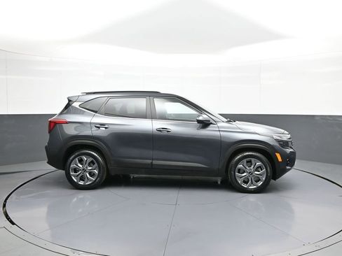 Certified 2024 Kia Seltos S AWD/4WD image 5
