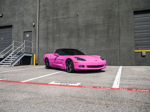 Used 2010 Chevrolet Corvette Coupe w/ 1LT image 18