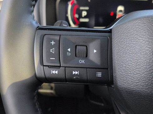 Used 2025 Nissan Rogue SL w/ Tech Package FWD image 25