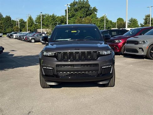 New 2025 Jeep Grand Cherokee L Limited w/ Black Appearance Package image 2