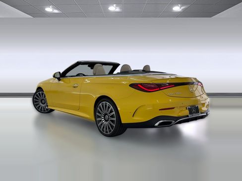 New 2027 Mercedes-Benz CLE 300 4MATIC Cabriolet image 3
