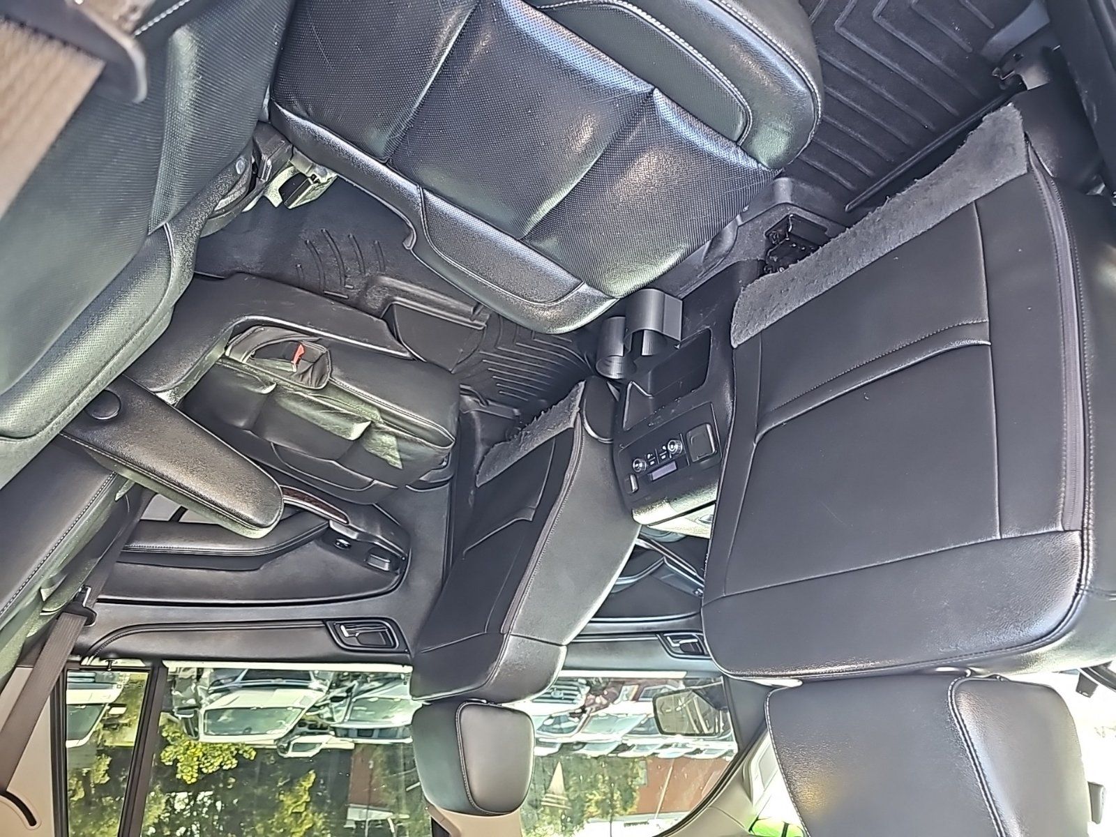 Used 2019 GMC Yukon SLT AWD/4WD image 19