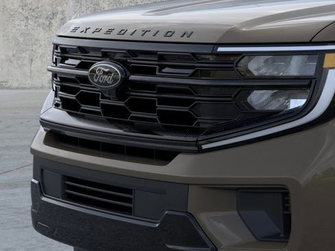 New 2026 Ford Expedition Max Platinum image 17