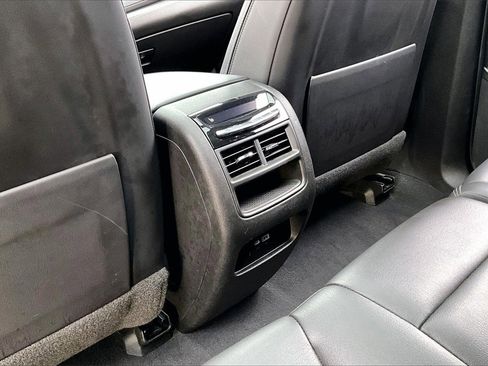 Certified 2023 Cadillac XT5 Premium Luxury image 25