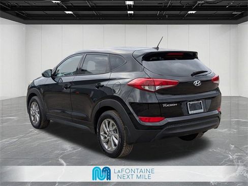 Used 2017 Hyundai Tucson SE image 3