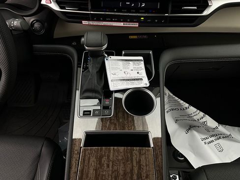 New 2026 Toyota Sienna Limited image 17