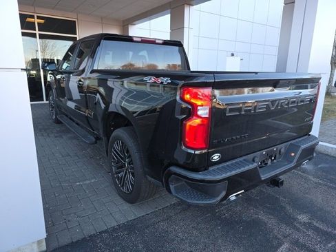 Used 2022 Chevrolet Silverado 1500 RST w/ LPO, Dark Essentials Package image 2