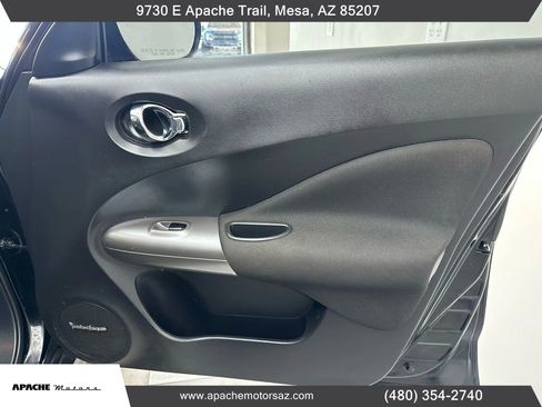 Used 2013 Nissan Juke SV image 37