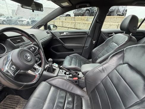 Used 2016 Volkswagen GTI SE w/ Lighting Package (SEL) FWD image 11