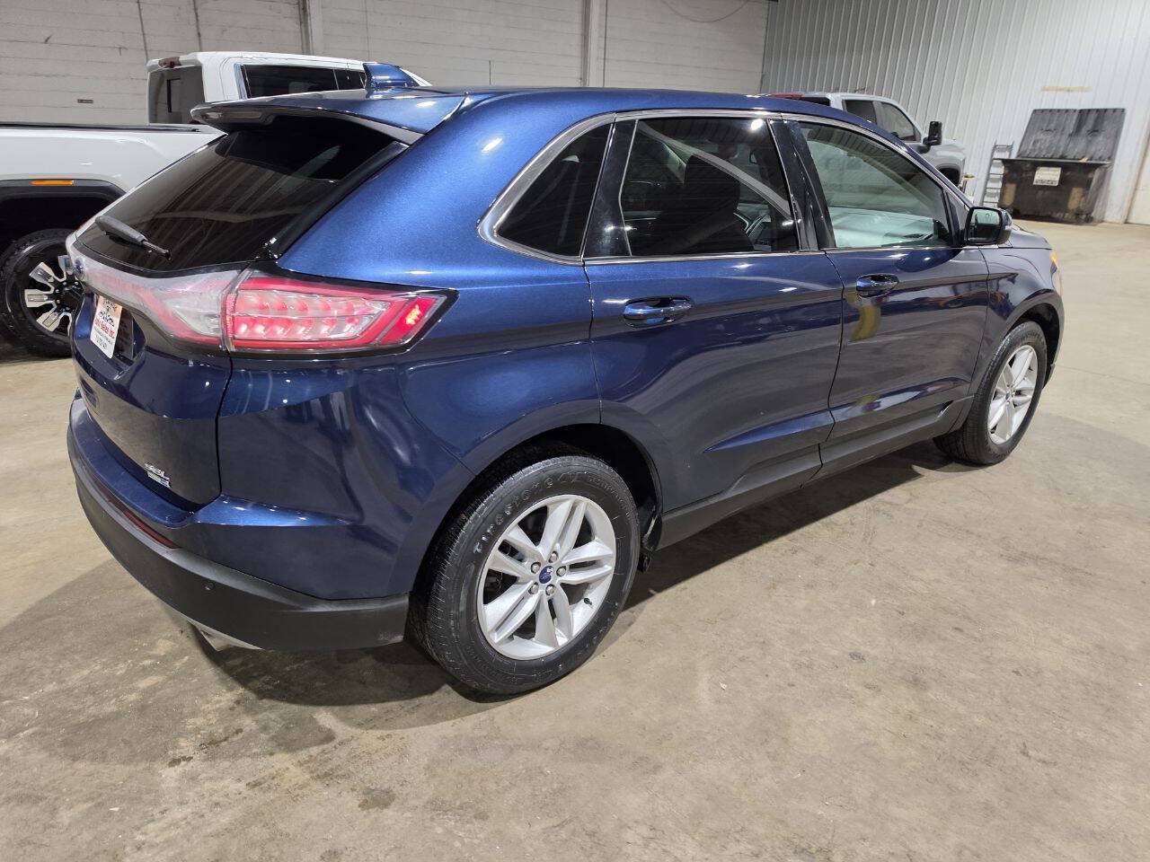 Used 2017 Ford Edge SEL w/ Equipment Group 201A AWD/4WD image 11