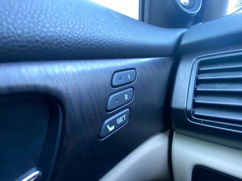 Used 2015 Honda Accord EX-L image 18