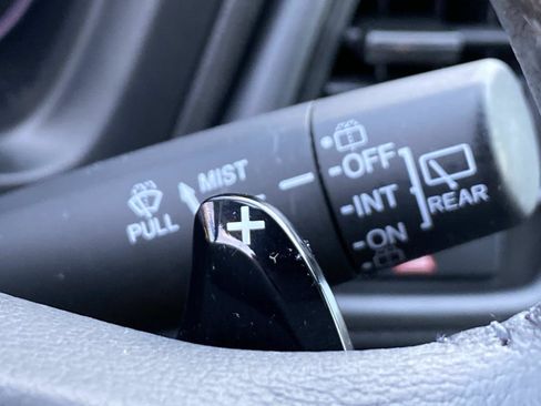 Used 2021 Honda HR-V Sport image 18