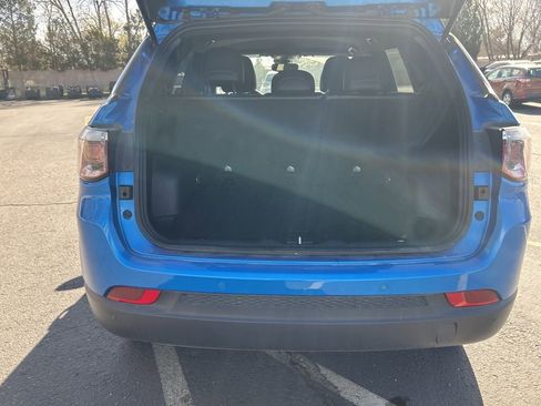 Used 2024 Jeep Compass Limited image 10
