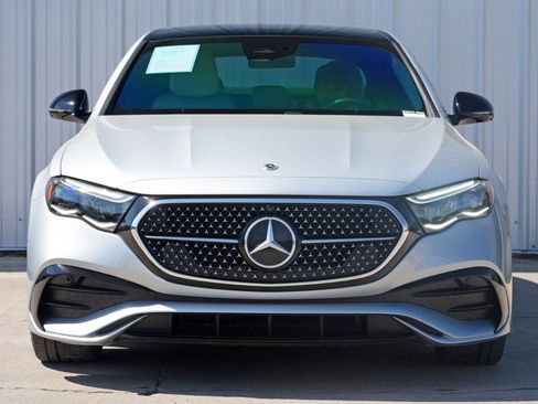 Used 2025 Mercedes-Benz E 350 E 350 w/ MBUS Superscreen Package image 7